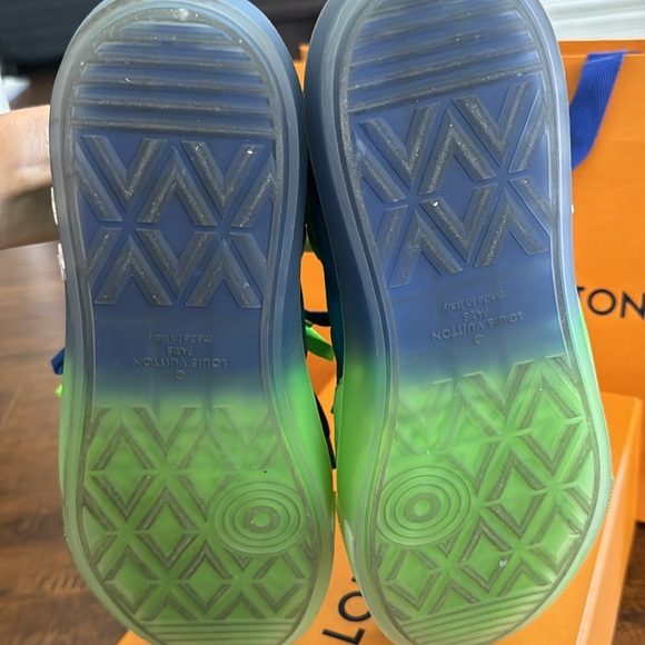 Men’s Louis Vuitton Ollie Richelieu Sneaker - Picture 6 of 7